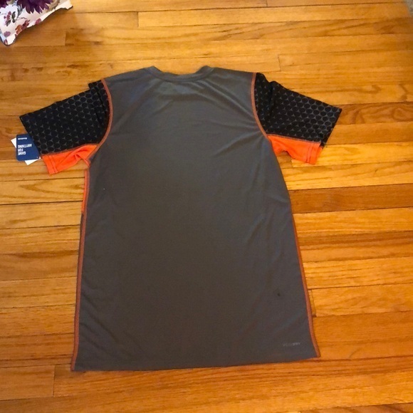 NWT Boys Reebok Play Dry Shirt XL‎ 18/20 - Picture 4 of 7